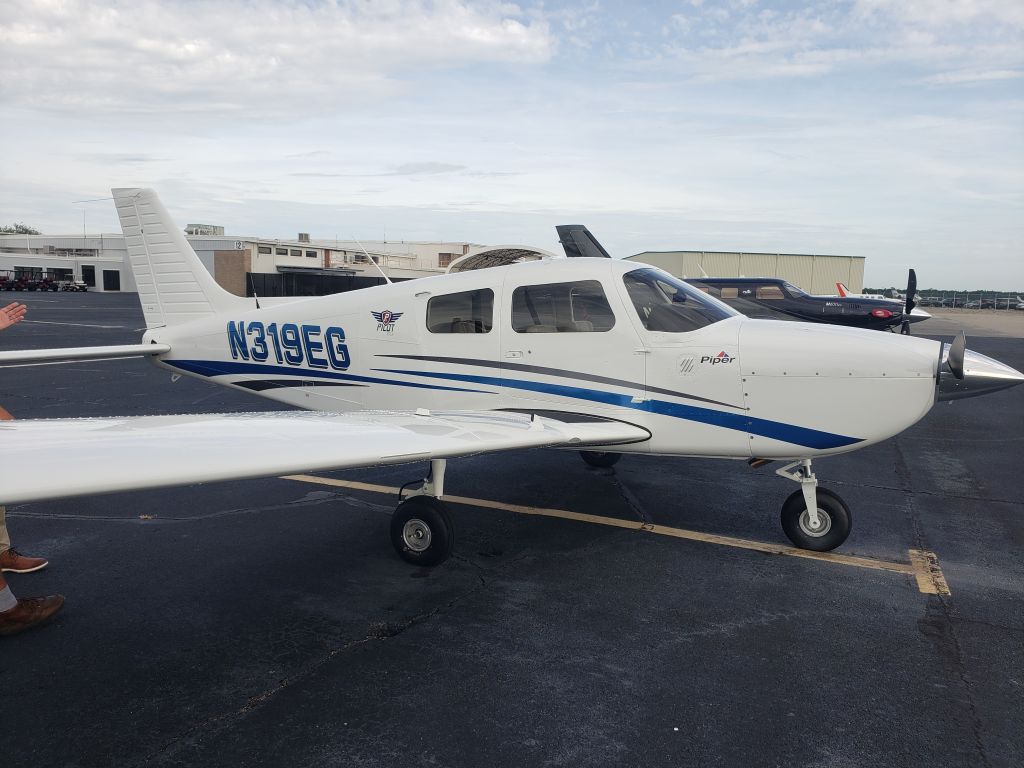 N319EG — Piper Archer